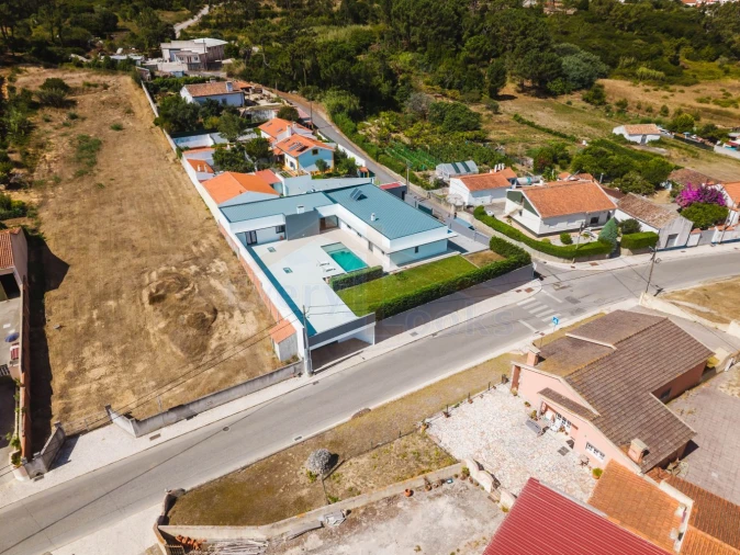 Moradia T3 para Venda em Olho Marinho Foto 55