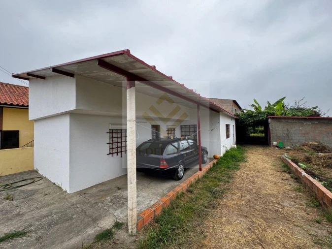 Moradia T2 para Venda em Pardilho Foto 2