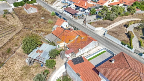 Moradia T3 para Venda em Romeira e Várzea