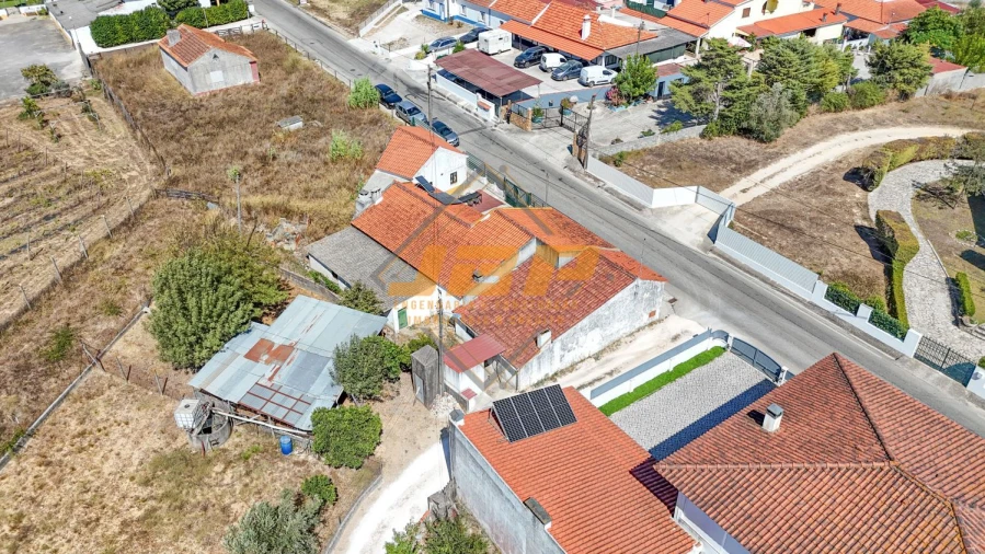 Moradia T3 para Venda em Romeira e Várzea Foto 4
