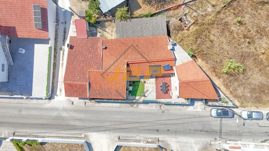 Moradia T3 para Venda em Romeira e Várzea
