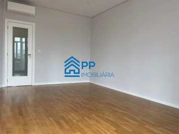 Apartamento T2 para Venda em Cedofeita, Santo Ildefonso, Sé, Miragaia, São Nicolau e Vitória