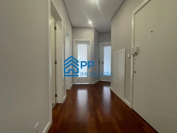 Apartamento T2 para Venda em Cedofeita, Santo Ildefonso, Sé, Miragaia, São Nicolau e Vitória