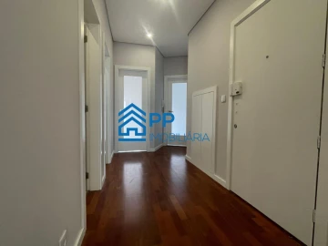 Apartamento T2 para Venda em Cedofeita, Santo Ildefonso, Sé, Miragaia, São Nicolau e Vitória