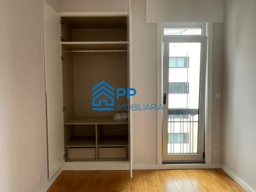 Apartamento T2 para Venda em Cedofeita, Santo Ildefonso, Sé, Miragaia, São Nicolau e Vitória