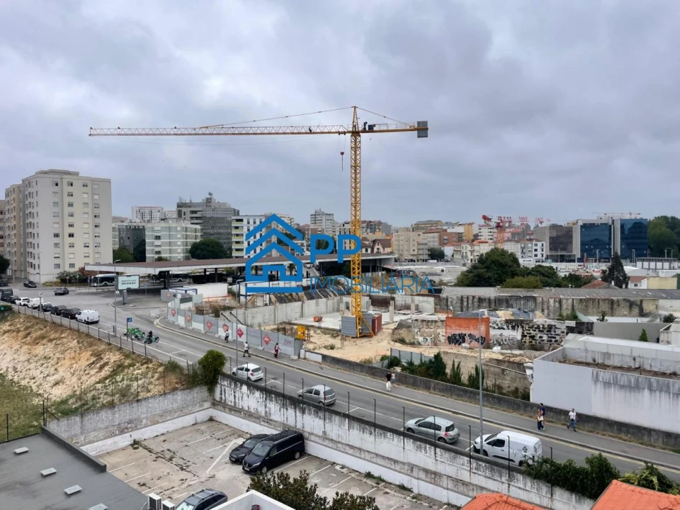 Apartamento T2 para Venda em Cedofeita, Santo Ildefonso, Sé, Miragaia, São Nicolau e Vitória Foto 47