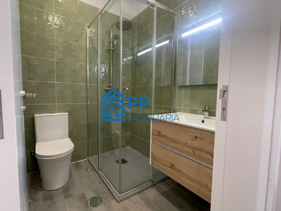 Apartamento T2 para Venda em Cedofeita, Santo Ildefonso, Sé, Miragaia, São Nicolau e Vitória Foto 33