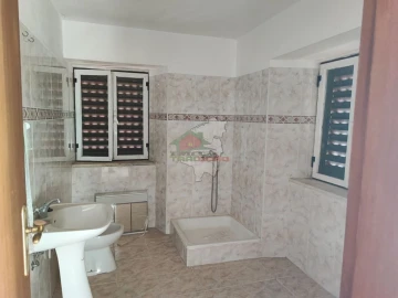 Moradia T3 para Venda em Cabril