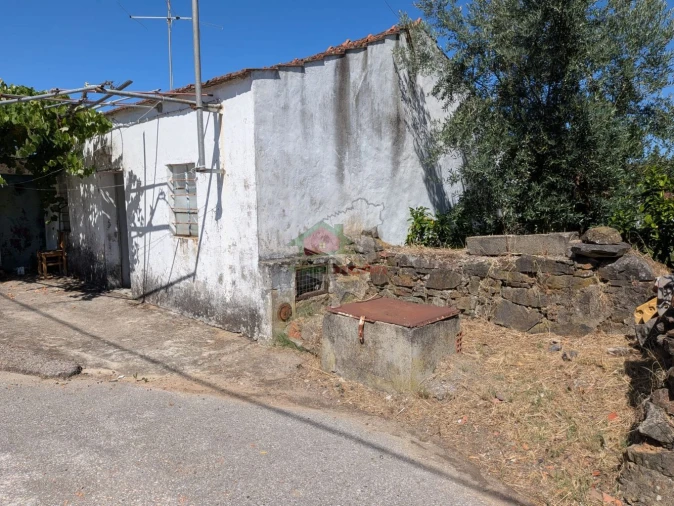 Moradia T3 para Venda em Vila de Rei Foto 2