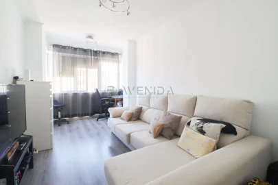 Apartamento T2 para Venda em Baixa da Banheira e Vale da Amoreira