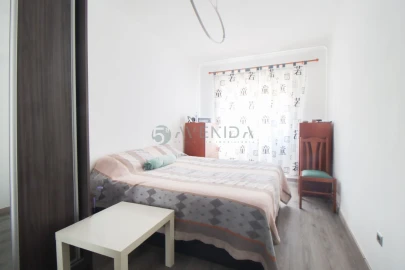 Apartamento T2 para Venda em Baixa da Banheira e Vale da Amoreira