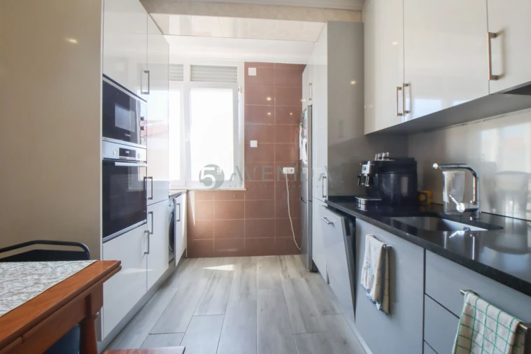 Apartamento T2 para Venda em Baixa da Banheira e Vale da Amoreira Foto 7
