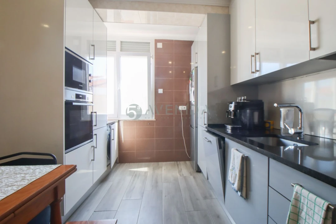 Apartamento T2 para Venda em Baixa da Banheira e Vale da Amoreira Foto 7
