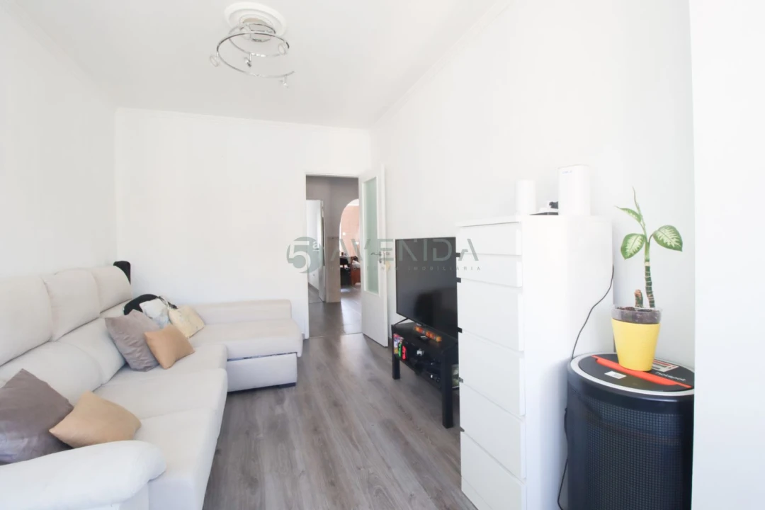 Apartamento T2 para Venda em Baixa da Banheira e Vale da Amoreira Foto 2