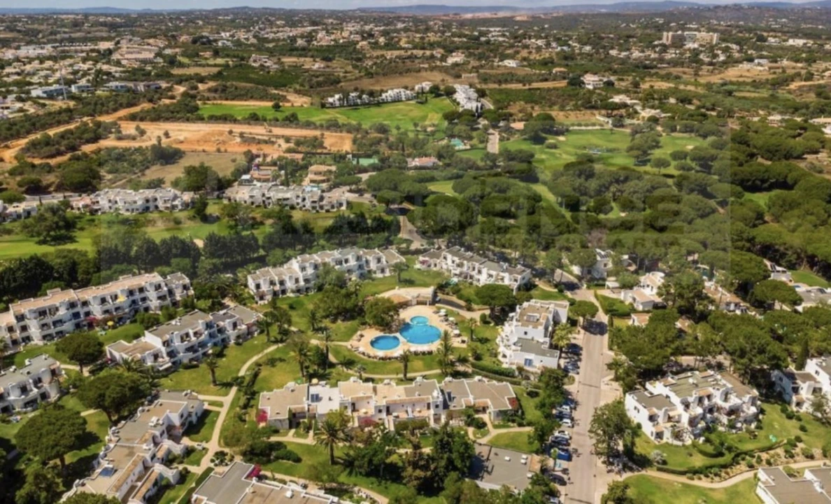 Apartamento T2 para Venda em Albufeira e Olhos de Água Foto 5