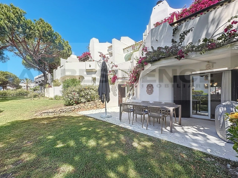 Apartamento T2 para Venda em Albufeira e Olhos de Água Foto 32