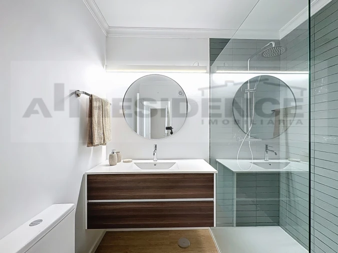 Apartamento T2 para Venda em Albufeira e Olhos de Água Foto 29