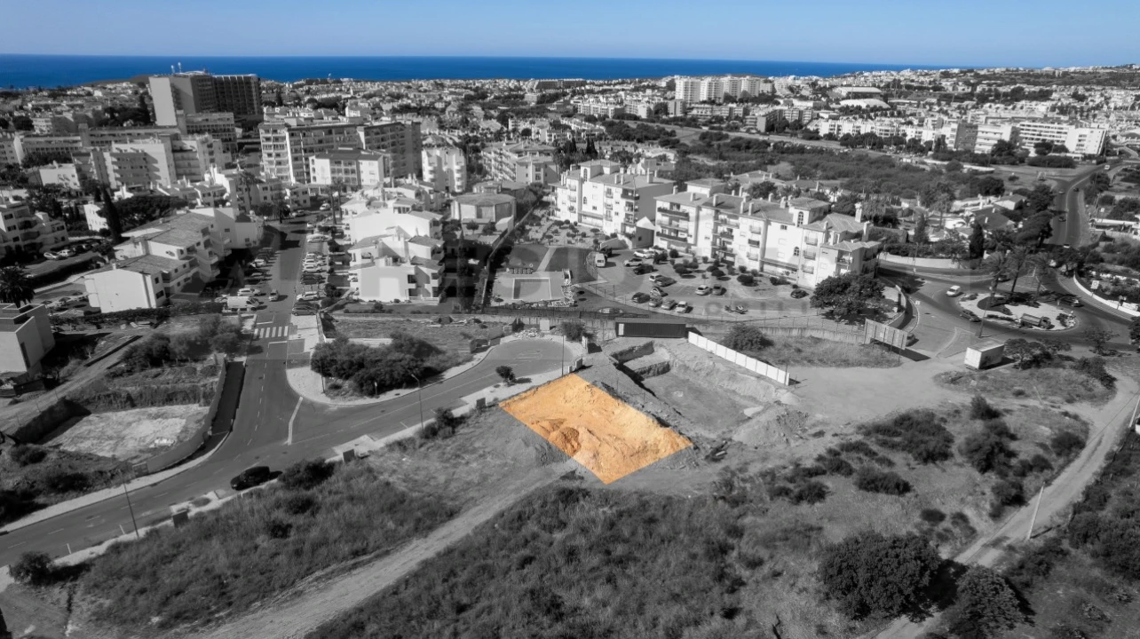 Terreno para Venda em Albufeira e Olhos de Água Foto 7