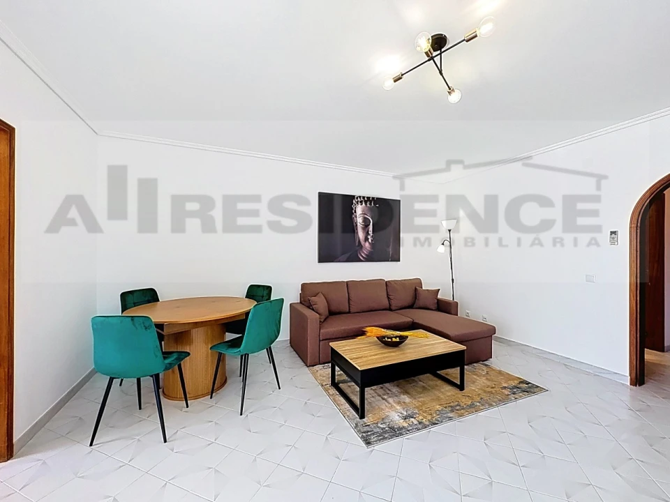 Apartamento T1 para Venda em Albufeira e Olhos de Água Foto 8