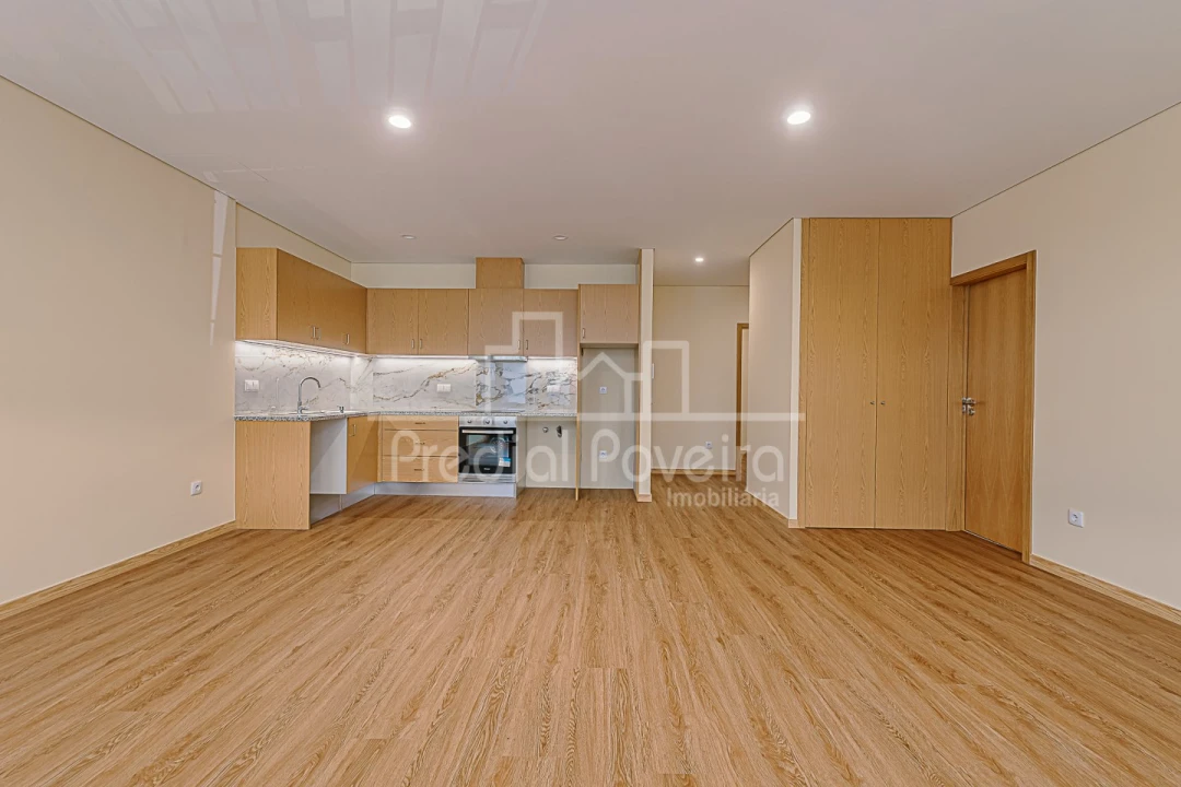 Apartamento T2 para Venda em Póvoa de Varzim, Beiriz e Argivai Foto 2