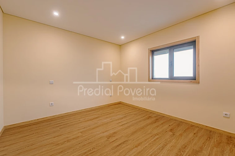 Apartamento T2 para Venda em Póvoa de Varzim, Beiriz e Argivai Foto 8