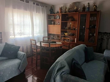 Moradia T3 para Arrendamento em Porto Covo