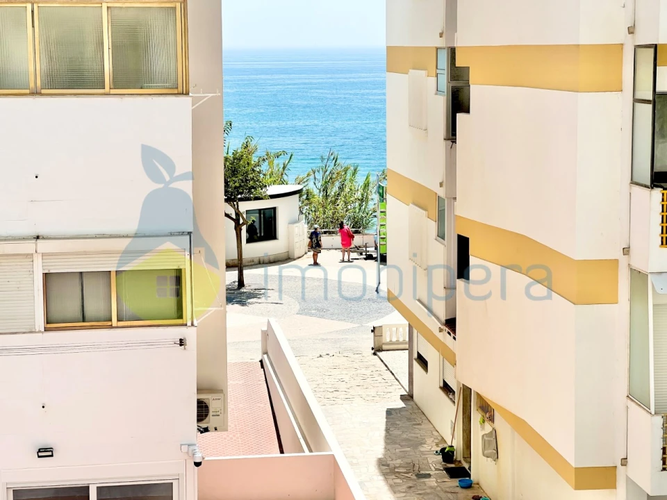 Apartamento T1 para Venda em Armação de Pera Foto 1