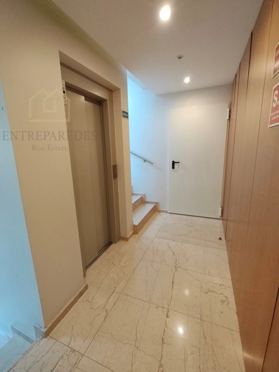 Apartamento T2 para Venda em Cedofeita, Santo Ildefonso, Sé, Miragaia, São Nicolau e Vitória Foto 20