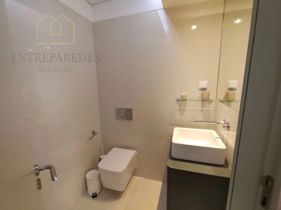 Apartamento T2 para Venda em Cedofeita, Santo Ildefonso, Sé, Miragaia, São Nicolau e Vitória Foto 7
