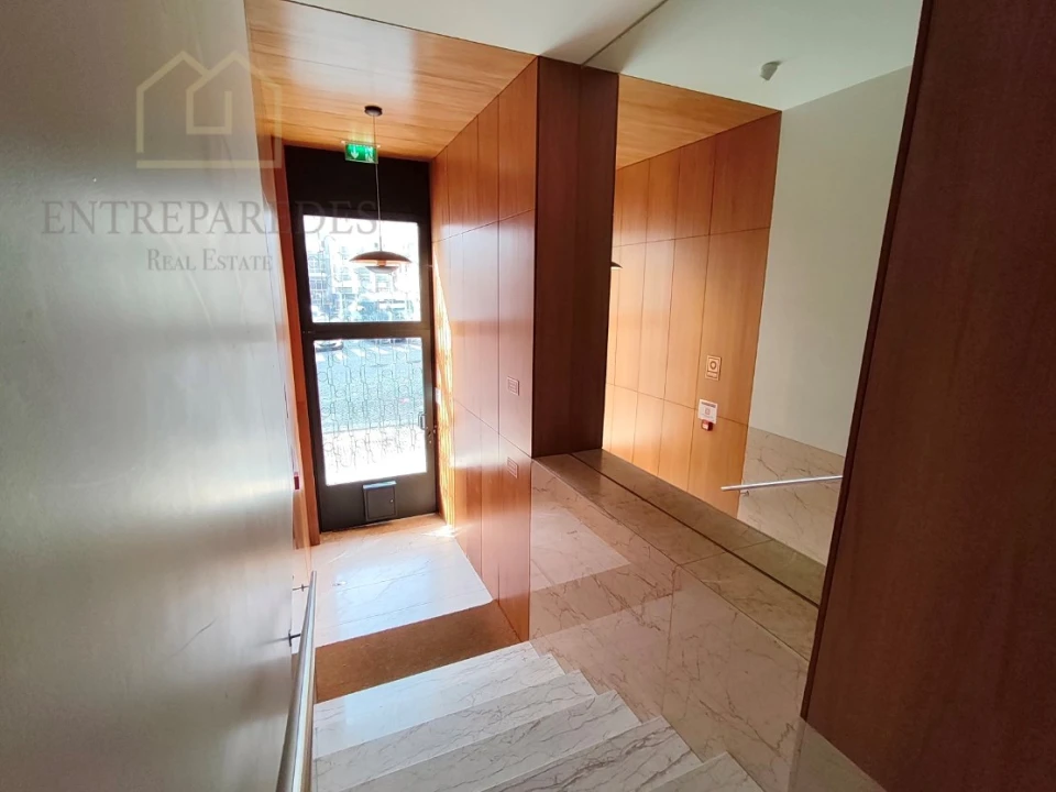 Apartamento T2 para Venda em Cedofeita, Santo Ildefonso, Sé, Miragaia, São Nicolau e Vitória Foto 16
