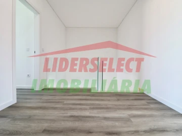 Moradia T3 para Venda em Silveira