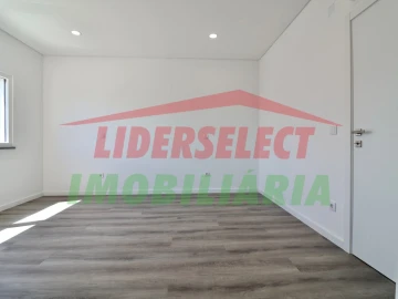 Moradia T3 para Venda em Silveira
