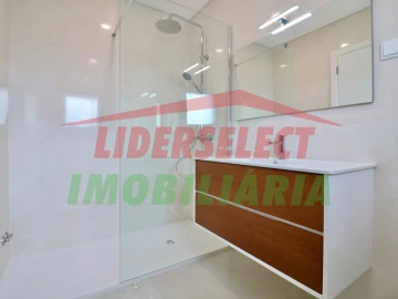 Moradia T3 para Venda em Silveira