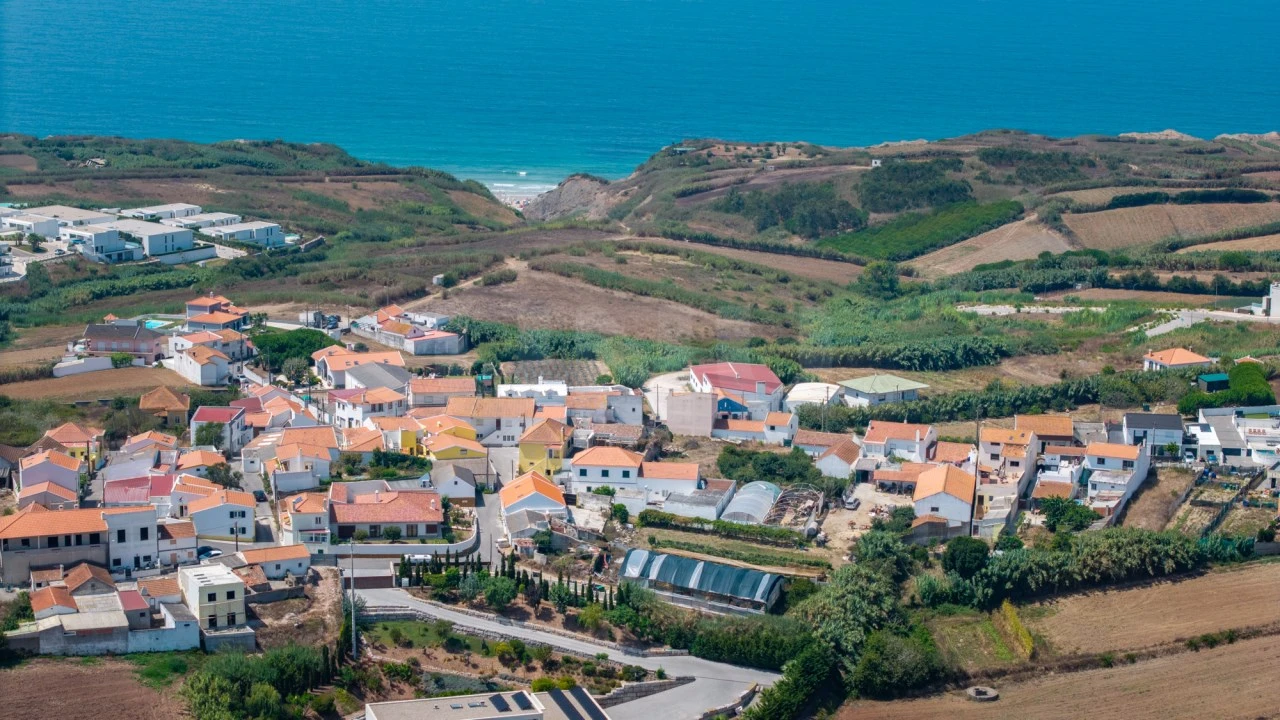 Apartamento T2 para Venda em Lourinhã e Atalaia Foto 23