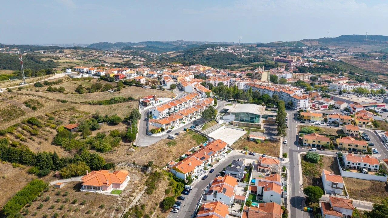 Moradia T3 para Venda em Sobral de Monte Agraço Foto 39