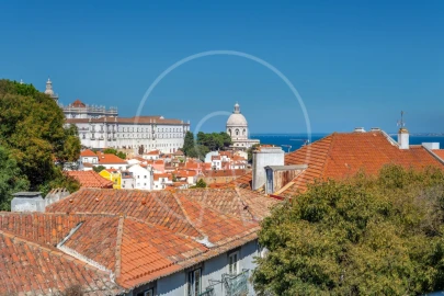 Moradia T5 para Venda em Santa Maria Maior