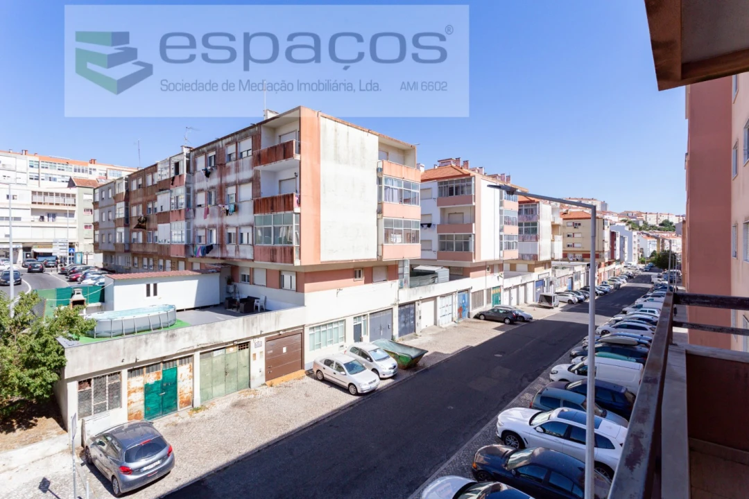 Apartamento T2 para Venda em Queluz e Belas Foto 7