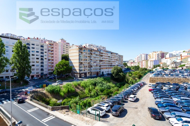 Apartamento T2 para Venda em Queluz e Belas Foto 19