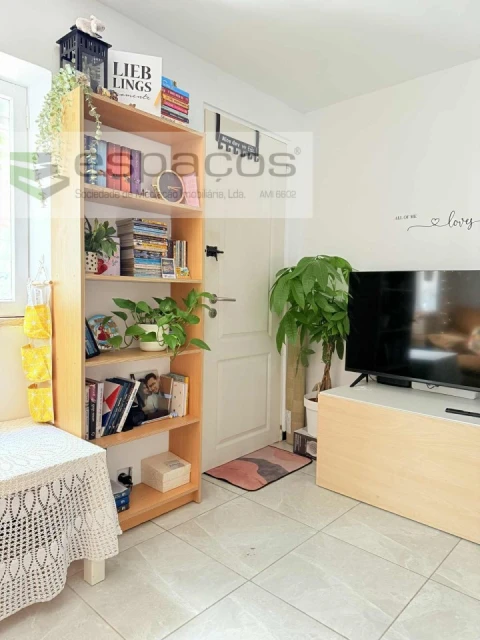 Apartamento para Venda em Rio de Mouro