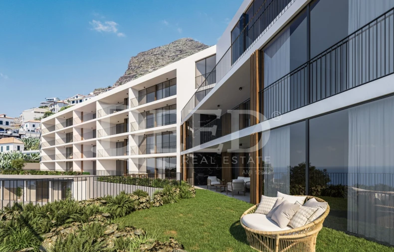 Apartamento T1 para Venda em Camara de Lobos Foto 10