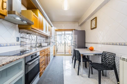 Apartamento T3 para Venda em Leiria, Pousos, Barreira e Cortes