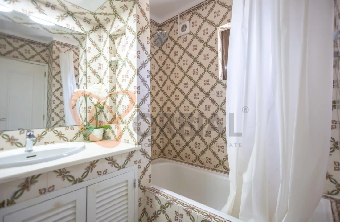 Apartamento T1 para Venda em Albufeira e Olhos de Água Foto 24