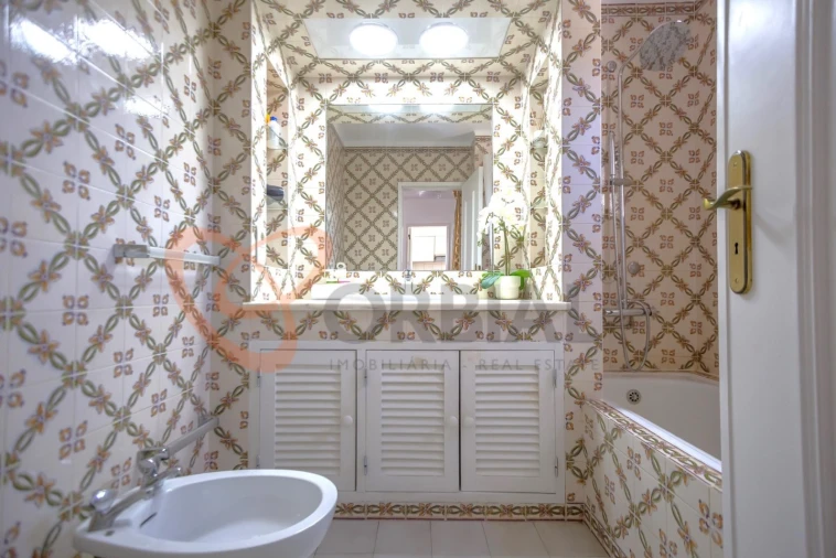 Apartamento T1 para Venda em Albufeira e Olhos de Água Foto 5