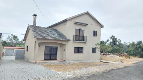 Moradia T3 para Venda em Marinha Grande