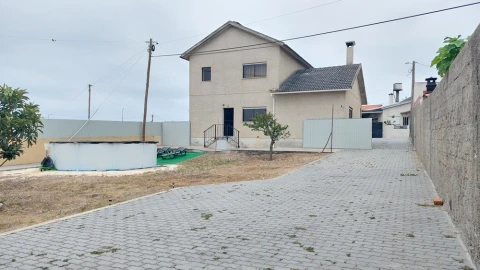 Moradia T3 para Venda em Marinha Grande