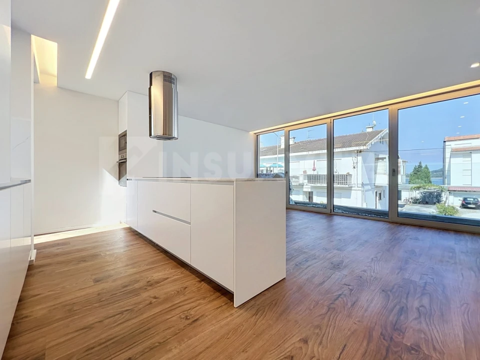 Moradia T1 para Venda em Caminha (Matriz) e Vilarelho Foto 3