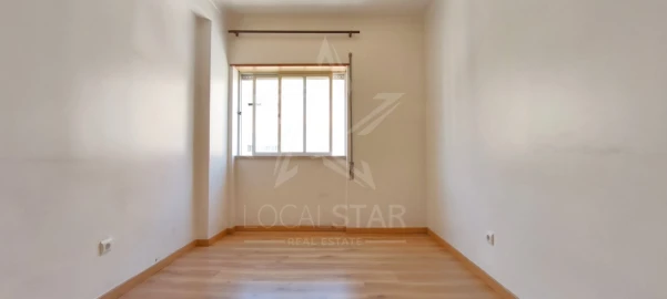 Apartamento T3 para Venda em Nossa Senhora do Pópulo, Coto e São Gregório