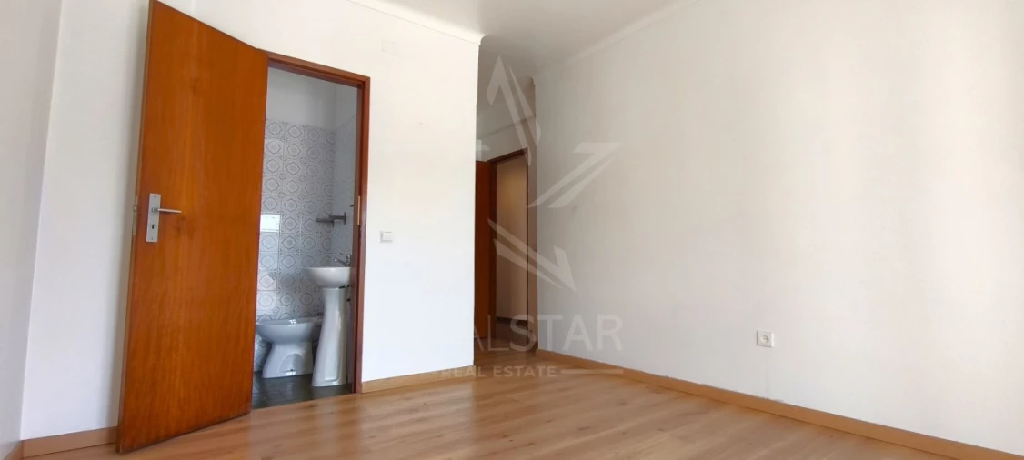 Apartamento T3 para Venda em Nossa Senhora do Pópulo, Coto e São Gregório Foto 33