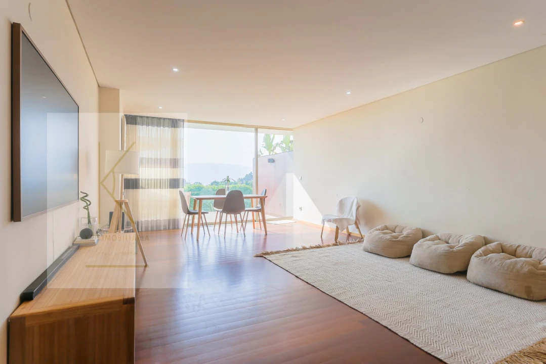 Apartamento T3 para Venda em Fornelos e Queijada Foto 4
