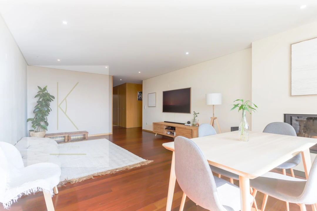 Apartamento T3 para Venda em Fornelos e Queijada Foto 5